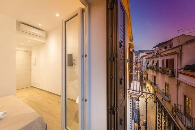 Classic Tek Büyük Yataklı Oda