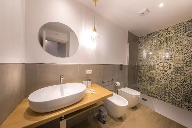 Classic Üç Kişilik Oda