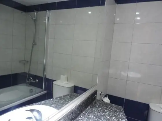 Standard Tek Büyük veya İki Ayrı Yataklı Oda, Deniz Manzaralı