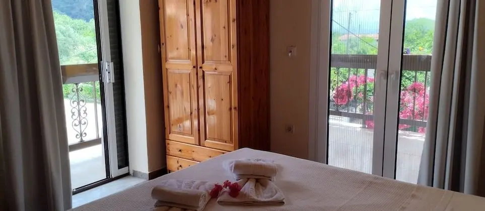 Apart Daire, 2 Yatak Odası, Bahçe Manzaralı