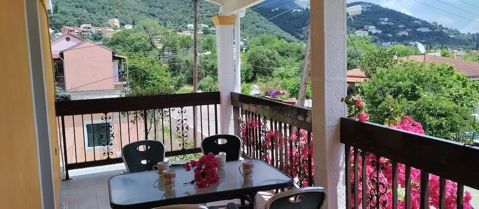 Apart Daire, 2 Yatak Odası, Bahçe Manzaralı