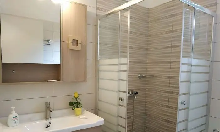 Apart Daire, 2 Yatak Odası, Bahçe Manzaralı