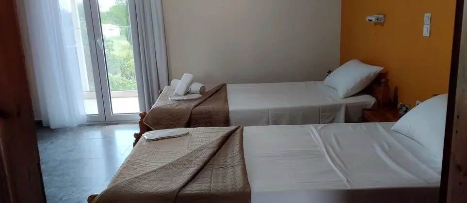 Stüdyo, Bahçe Manzaralı