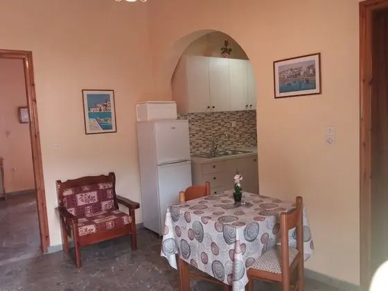 Stüdyo, Bahçe Manzaralı