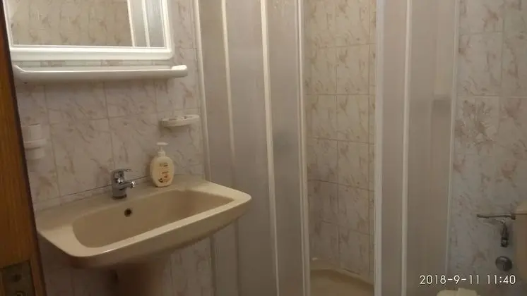 Stüdyo, Bahçe Manzaralı