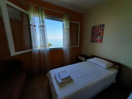 Ev, 3 Yatak Odası, Sigara İçilebilir, Balkon