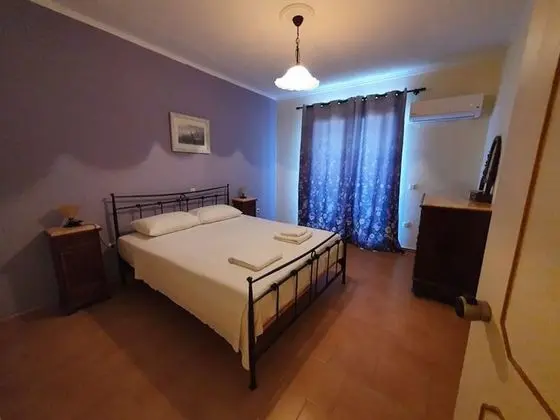 Ev, 3 Yatak Odası, Sigara İçilebilir, Balkon