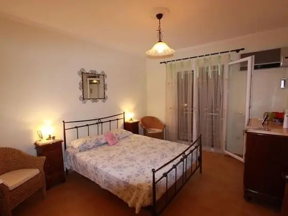 Ev, 3 Yatak Odası, Sigara İçilebilir, Balkon