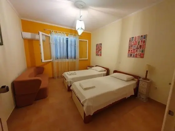 Ev, 3 Yatak Odası, Sigara İçilebilir, Balkon
