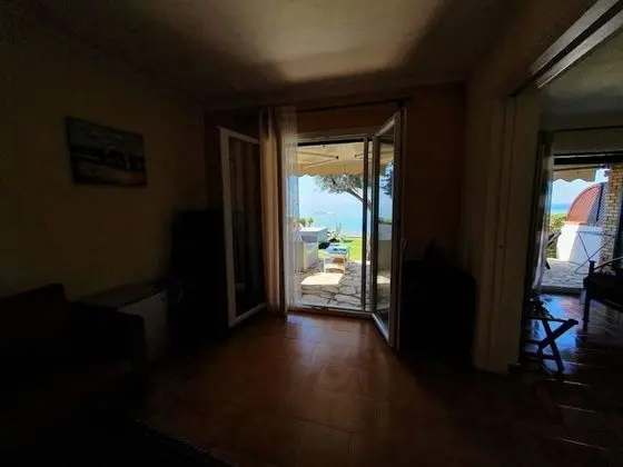 Ev, 3 Yatak Odası, Sigara İçilebilir, Balkon