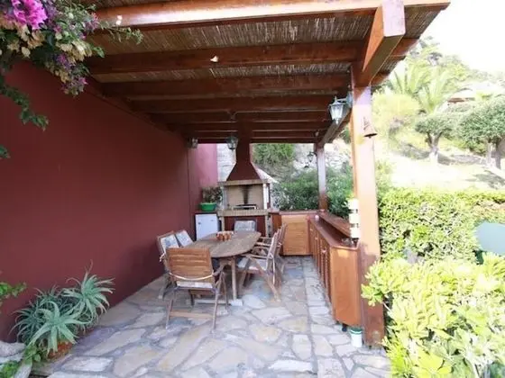 Ev, 3 Yatak Odası, Sigara İçilebilir, Balkon