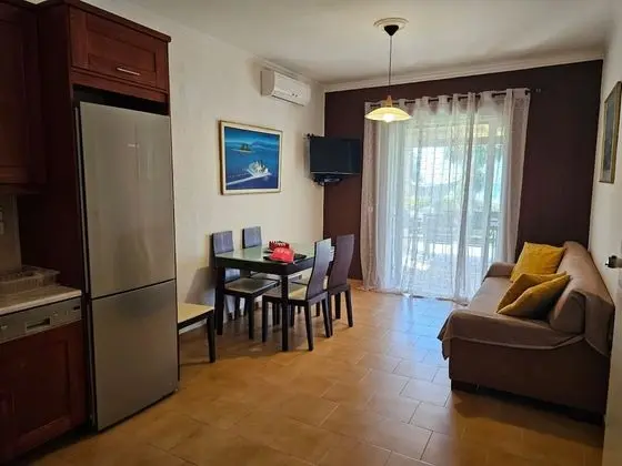 Apart Daire, 2 Yatak Odası, Sigara İçilebilir, Buzdolabı