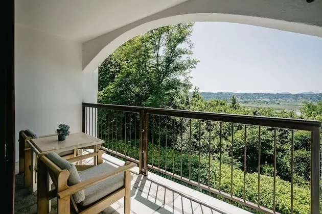 Deluxe Bungalov, Bahçe Manzaralı
