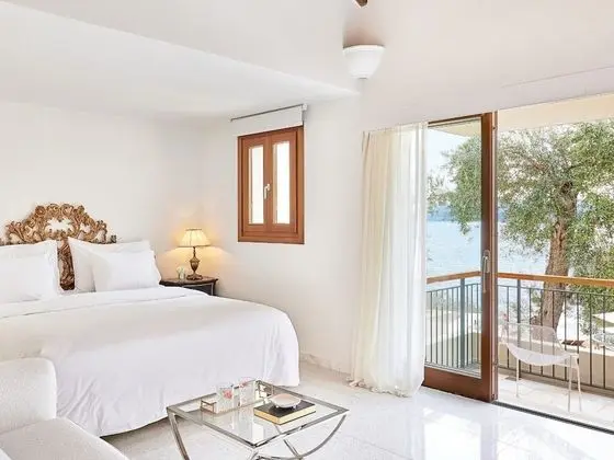 2 Bedroom Beachfront Villa Private Pool