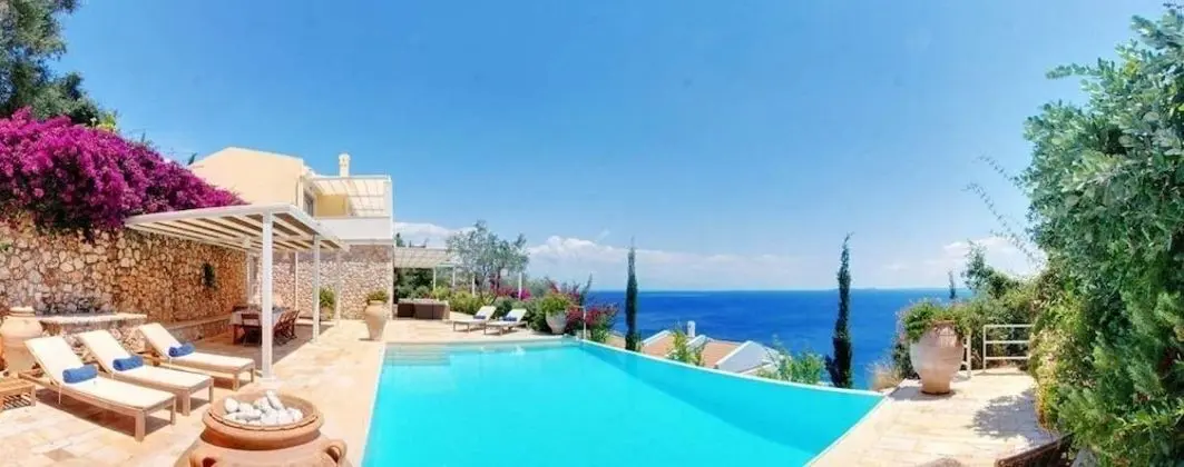 Luxury Villa, Kişiye Özel Havuzlu, Deniz Manzaralı (Bianca)