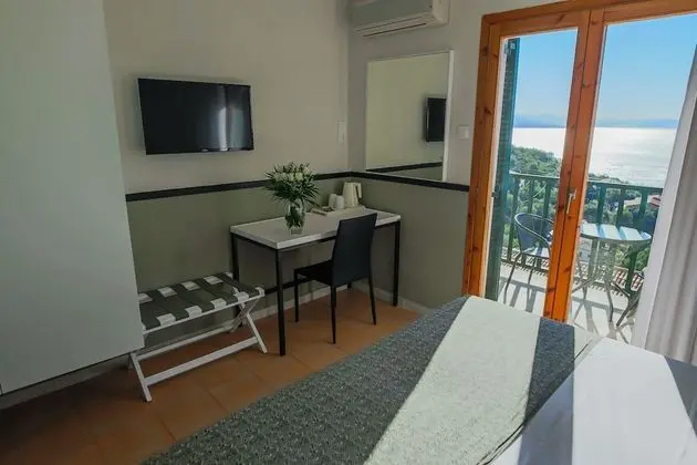 Deluxe Tek Büyük Yataklı Oda, Deniz Manzaralı