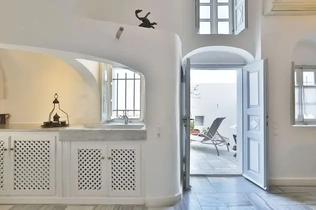 Senior Süit, Jakuzi (Caldera View)