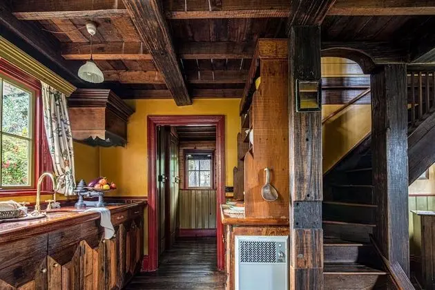 Deluxe Kır Evi, Jakuzi, Bahçe Manzaralı