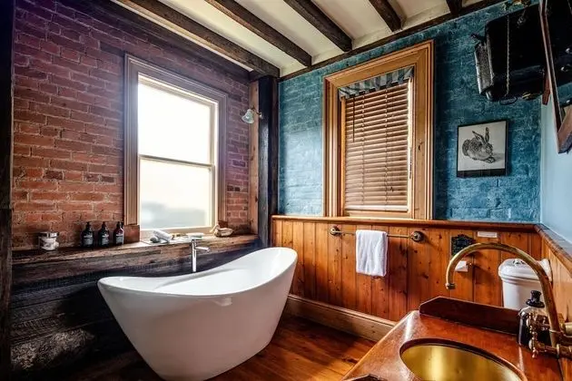 Deluxe Kır Evi, Şömine, Avlu