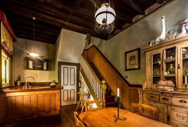 Deluxe Kır Evi, Şömine, Avlu