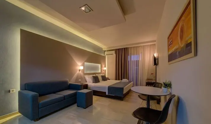 Stüdyo, Bahçe Manzaralı