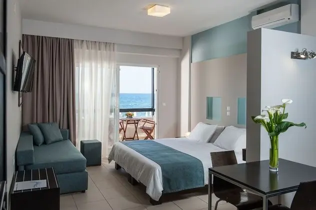 Stüdyo, Deniz Manzaralı
