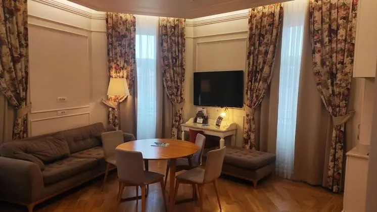 Business Süit, Jakuzi, Şehir Manzaralı