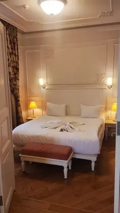 Superior Oda, 1 Büyük (Queen) Boy Yatak, Özel Banyo, Şehir Manzaralı