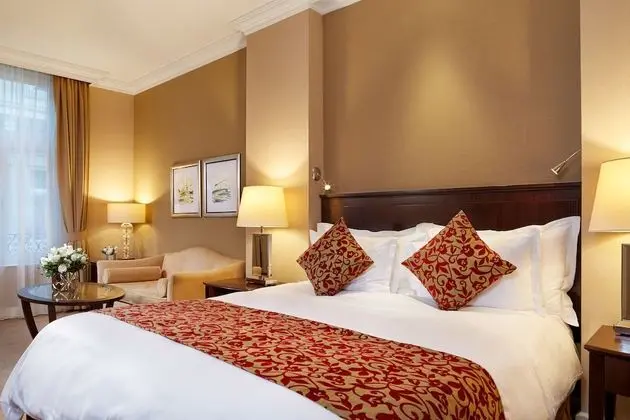 Deluxe Room with Spa Access