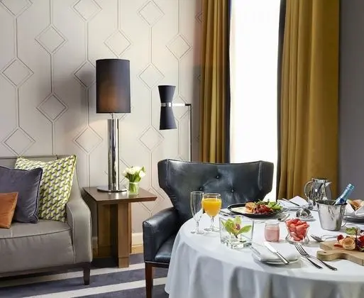 Executive Suite with Spa and Executive Club Access