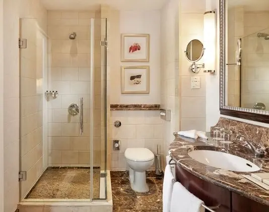 Junior Suite with Spa and Executive Club Access