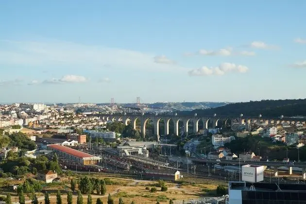 Deluxe Panoramic View