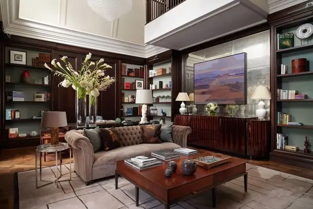 Çatı Katı Süiti (Penthouse) (Writer’s Penthouse)