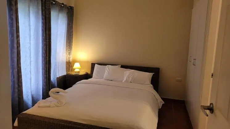 Villa, 2 Yatak Odası, Havuz Manzaralı