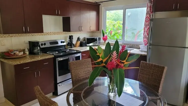 Villa, 2 Yatak Odası, Havuz Manzaralı