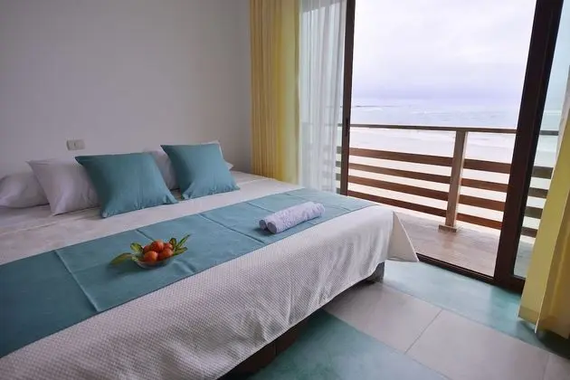 Tek Büyük veya İki Ayrı Yataklı Oda, Balkon, Deniz Manzaralı