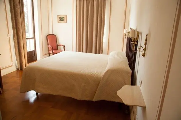 Comfort Tek Büyük Yataklı Oda, Teras, Tepe Manzaralı