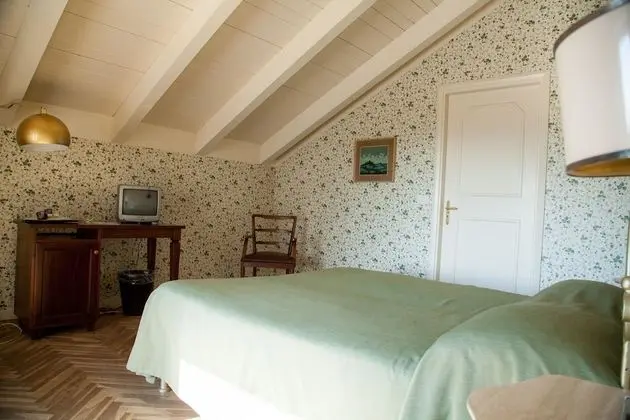 Comfort Tek Büyük Yataklı Oda, Teras, Tepe Manzaralı