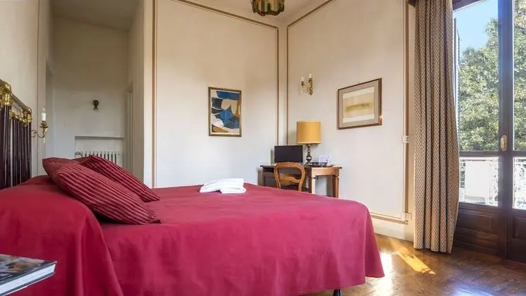 Comfort Tek Büyük Yataklı Oda, Teras, Tepe Manzaralı