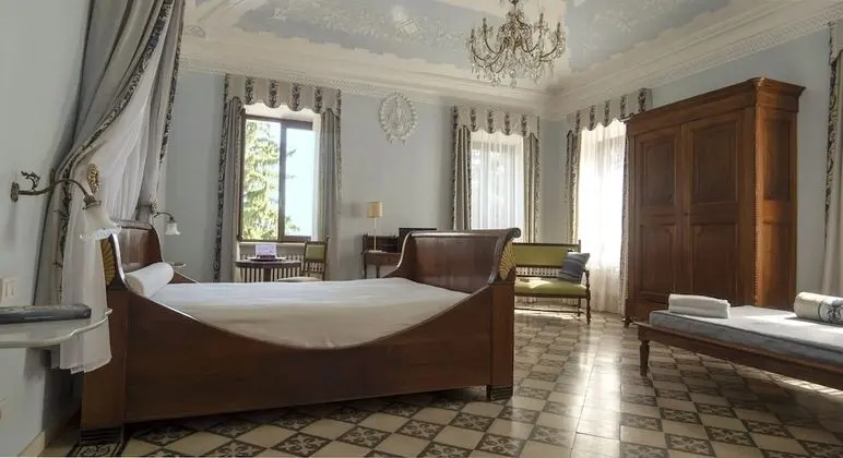 Junior Süit, Üzüm Asması Manzaralı