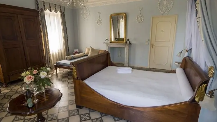 Junior Süit, Üzüm Asması Manzaralı