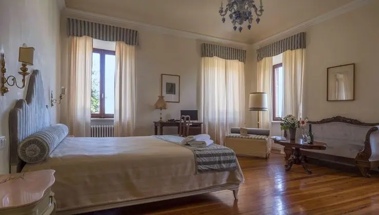 Junior Süit, Üzüm Asması Manzaralı