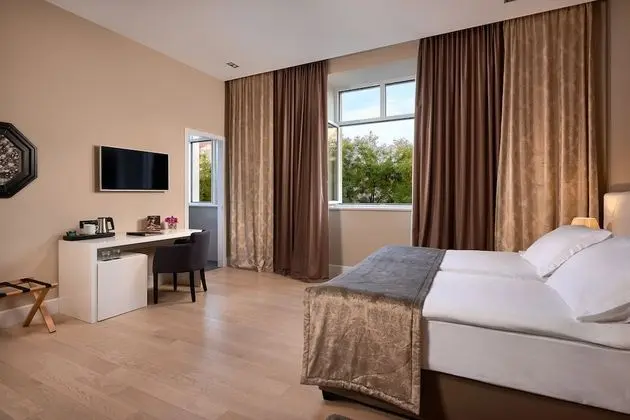Superior Tek Büyük veya İki Ayrı Yataklı Oda, Şehir Manzaralı