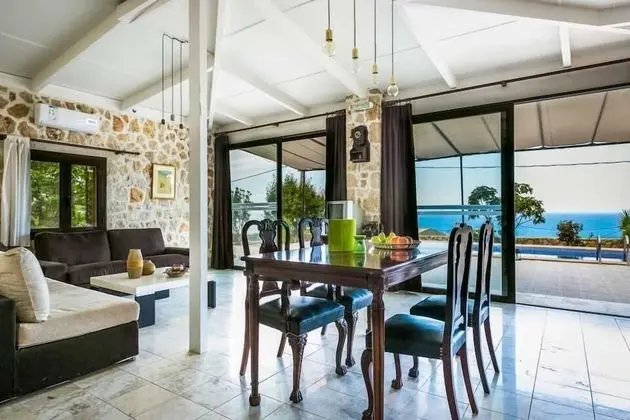 Villa, 2 Yatak Odası, Kişiye Özel Havuzlu, Deniz Manzaralı