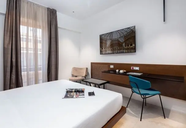 Business Tek Büyük Yataklı Oda