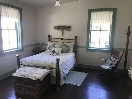 Oda (McRoberts Room)