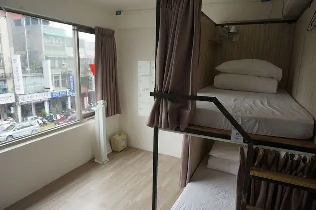 Ortak Ranzalı Oda, Sadece kadınlar için