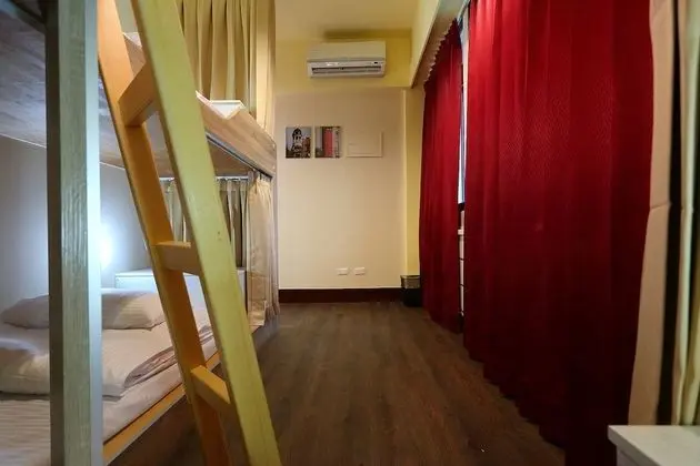 Ortak Ranzalı Oda, Sadece kadınlar için