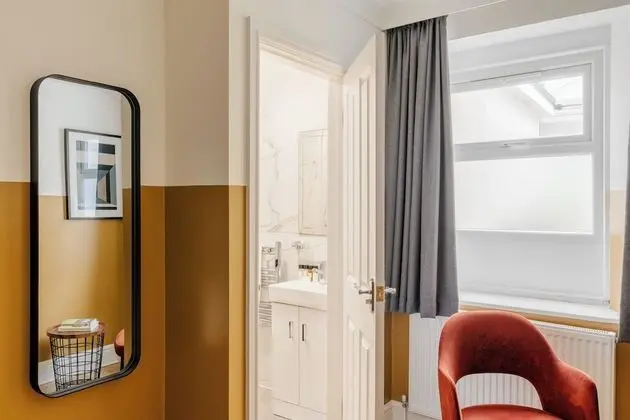 Tek Büyük Yataklı Oda, Manzarasız