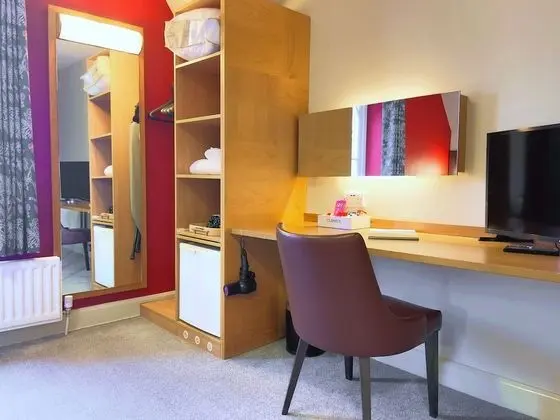 Standard Tek Büyük Yataklı Oda